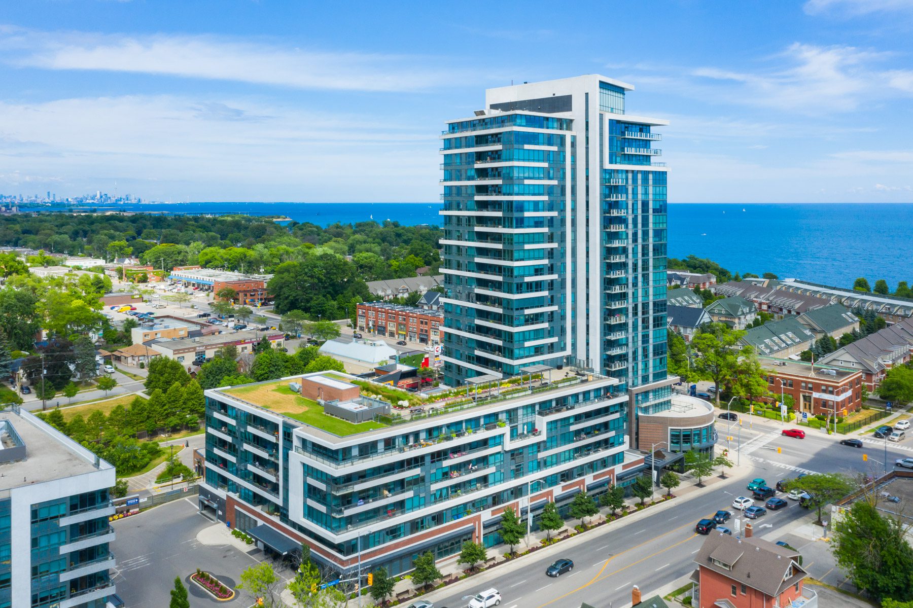 1 Hurontario St 16th Floor | Port Credit | North Shore Condos | Building
